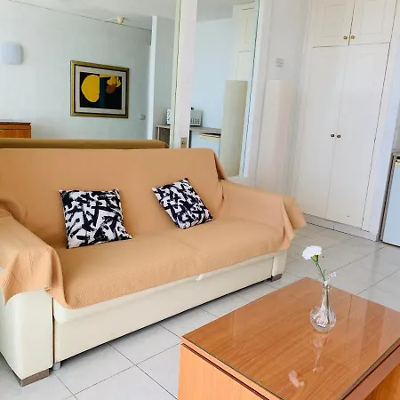 Ponderosa Holiday Apartaments アパートホテル *