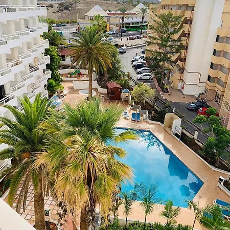 アパートホテル Ponderosa Holiday Apartaments *