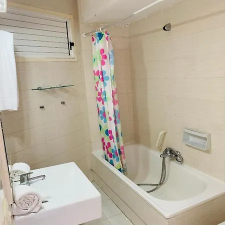 アパートホテル Ponderosa Holiday Apartaments